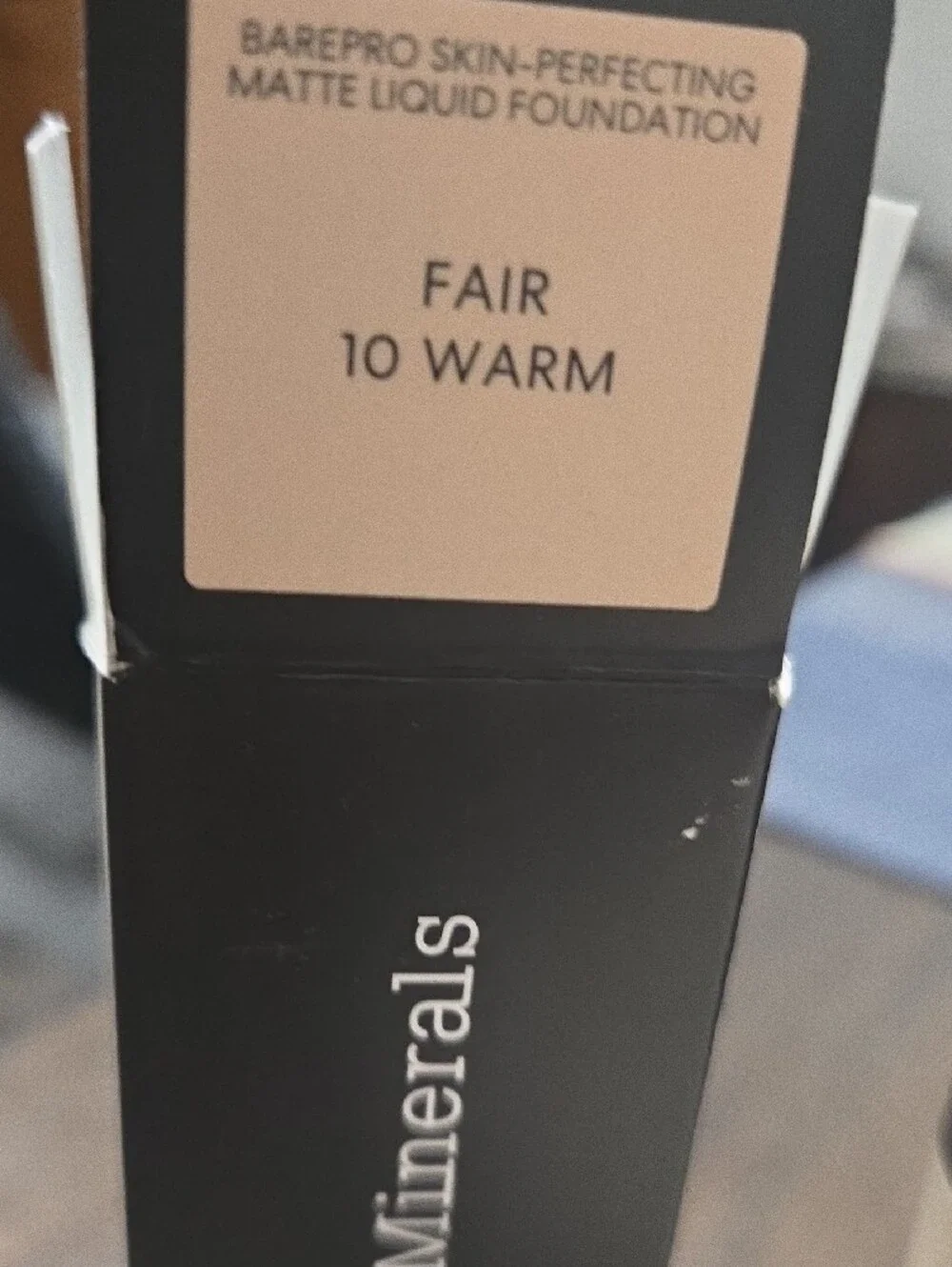 bareMinerals BAREPRO 24HR Wear Matte Liquid Foundation - Fair 10 Warm (Beige)